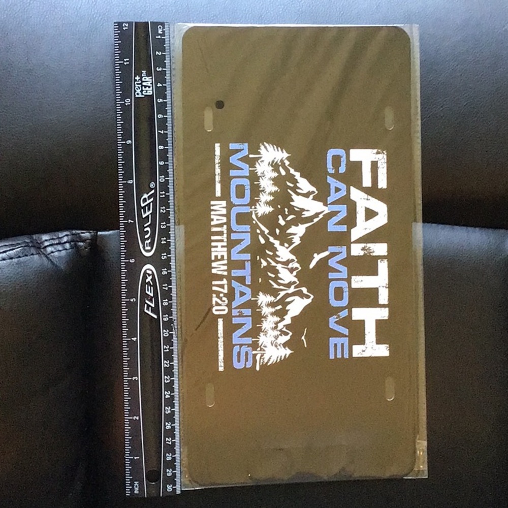 DECORATIVE LICENSE PLATE NEW Faith Can Move Mountains - Picture 3 of 5
